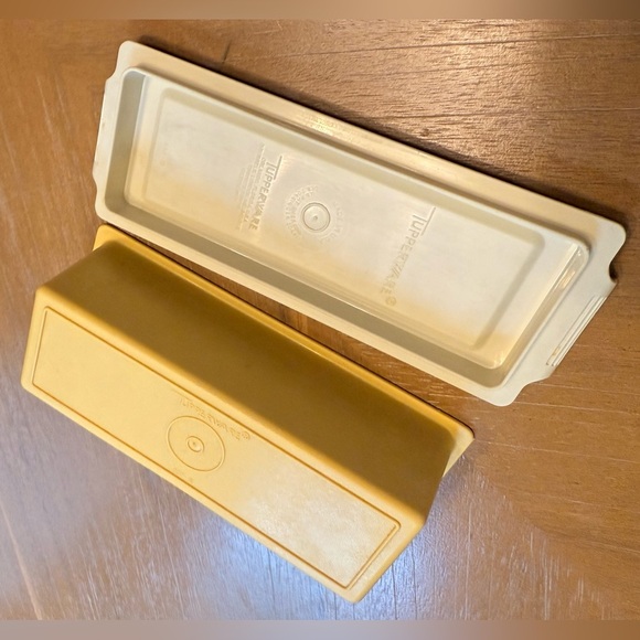 VTG 70s Tupperware Butter Dish Keeper - Harvest Gold Top 637-4 Almond Base 636-2 - Picture 2 of 8